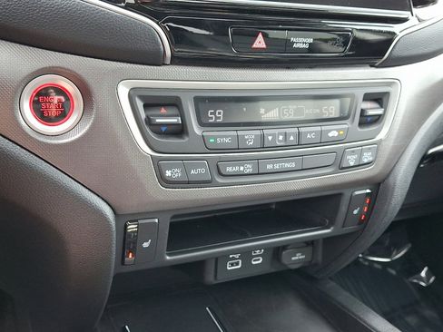 Used 2025 Honda Ridgeline RTL image 16