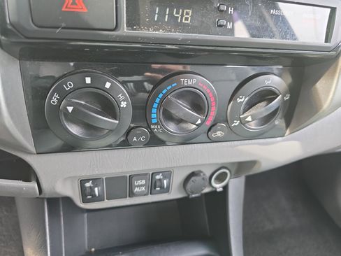 Used 2013 Toyota Tacoma PreRunner w/ Limited Pkg image 20