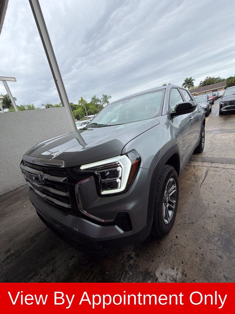 Used 2026 GMC Terrain Elevation FWD image 1