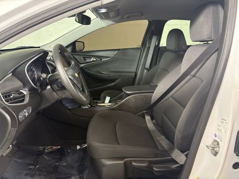 Used 2024 Chevrolet Malibu LS image 18