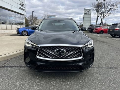 Certified 2025 INFINITI QX50 Luxe image 3