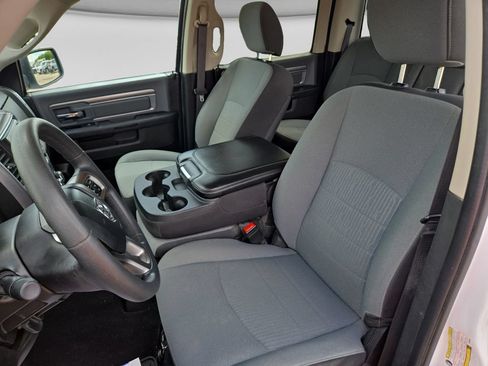 Used 2023 RAM 1500 Classic SLT AWD/4WD image 18