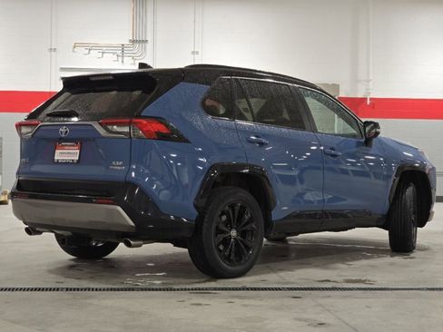 Used 2022 Toyota RAV4 XSE AWD/4WD image 23