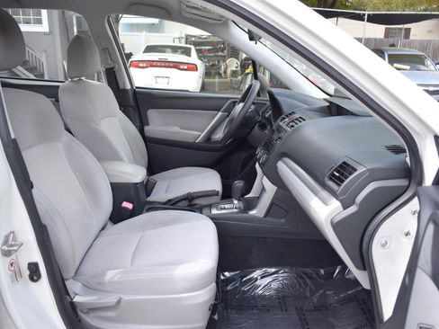 Used 2015 Subaru Forester 2.5i w/ Alloy Wheel Package image 15
