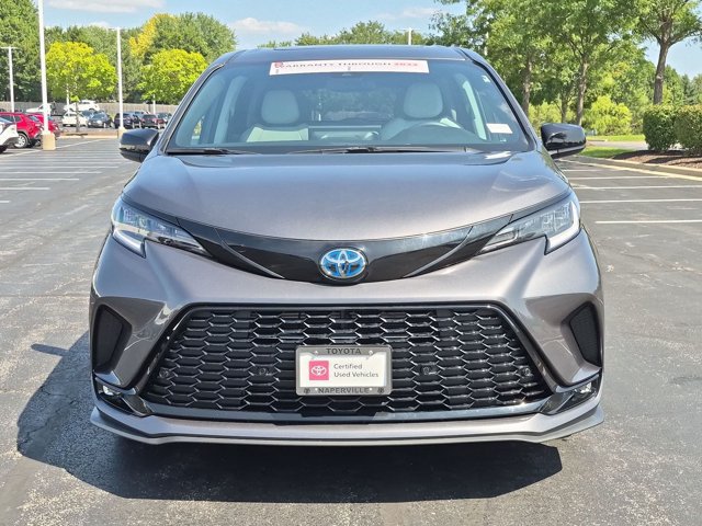 Certified 2025 Toyota Sienna XSE AWD/4WD image 5