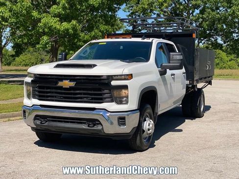 Used 2024 Chevrolet Silverado 3500 W/T w/ WT Convenience Package AWD/4WD image 3