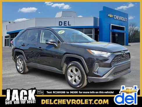 Used 2024 Toyota RAV4 XLE FWD image 1