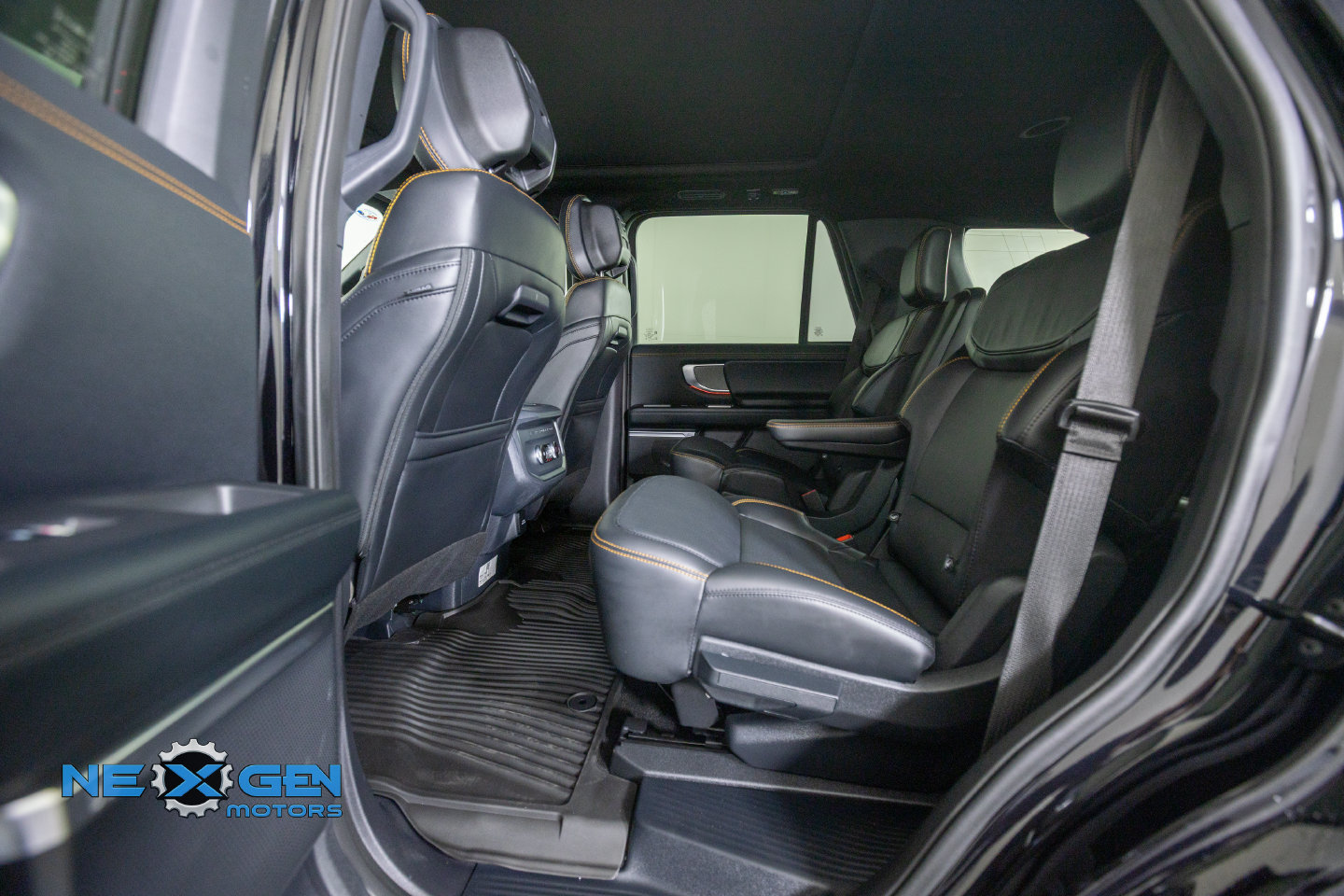 Used 2026 Ford Expedition Tremor AWD/4WD image 31