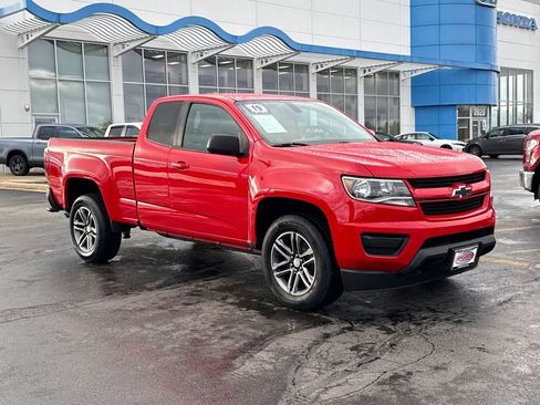 Used 2019 Chevrolet Colorado W/T w/ Custom Special Edition image 3