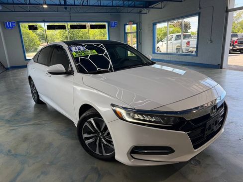 Used 2018 Honda Accord Hybrid image 6