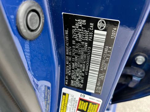 Used 2025 Toyota Camry LE image 28