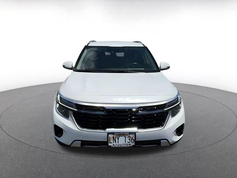 Used 2025 Kia Seltos S FWD image 4