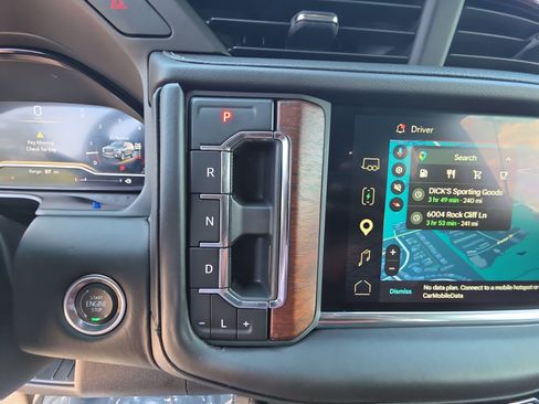 Used 2023 GMC Yukon Denali Ultimate AWD/4WD image 26
