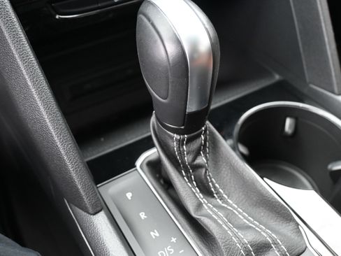 Used 2023 Volkswagen Atlas SEL R-Line image 26