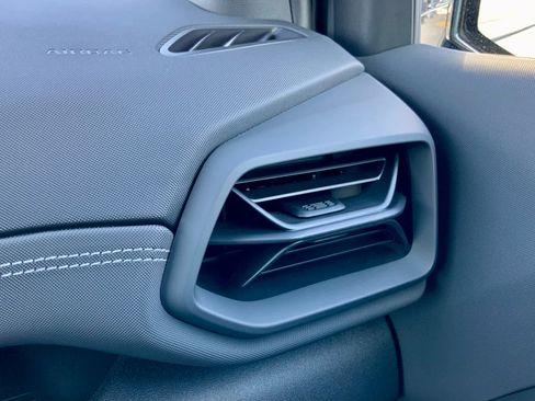 New 2026 Chevrolet Silverado EV LT image 47