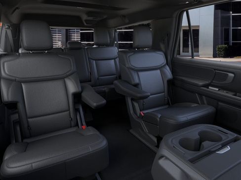 New 2026 Ford Expedition Max Platinum w/ Stealth Appearance Package AWD/4WD image 11