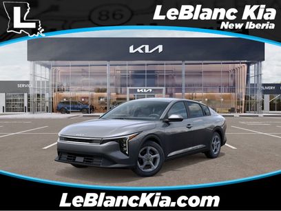 New 2025 Kia K4 LXS