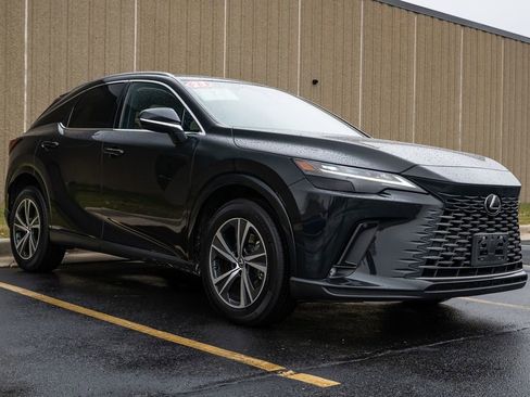 Used 2023 Lexus RX 350 Premium image 2