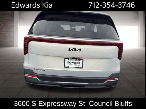 New 2026 Kia Carnival SX Prestige image 5