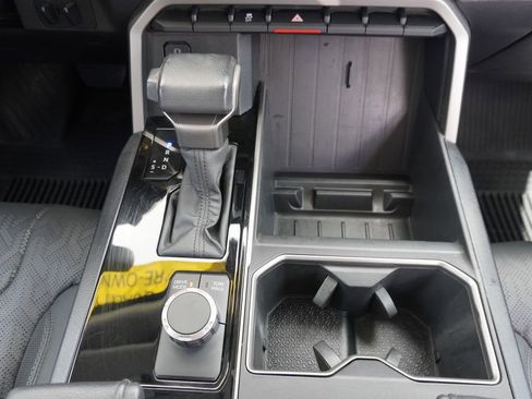 Used 2024 Toyota Tundra SR5 w/ SR5 Premium Package RWD image 17