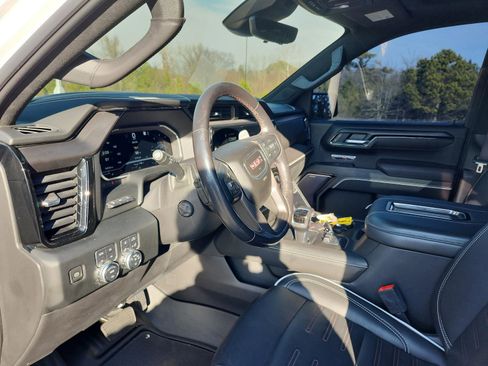 Certified 2022 GMC Sierra 1500 AT4X image 18