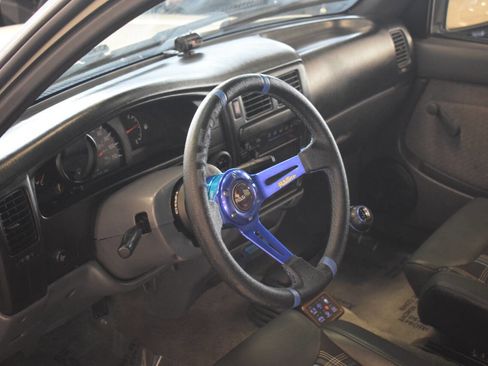 Used 1996 Toyota Tacoma 2WD Xtracab image 35