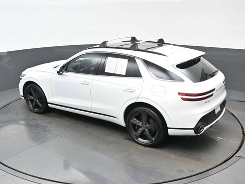 Certified 2023 Genesis GV70 2.5T w/ Sport Prestige Package image 47