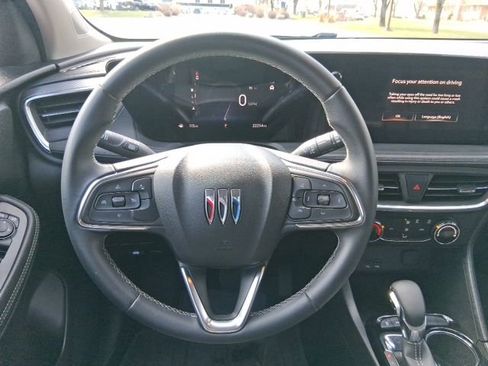 Used 2024 Buick Encore GX Preferred AWD/4WD image 19