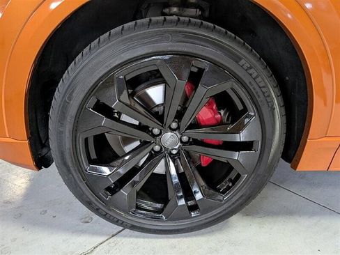 Used 2019 Audi Q8 Premium Plus w/ Premium Plus image 15