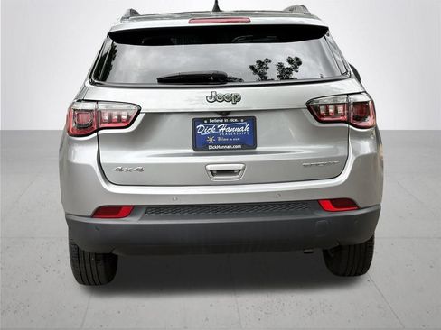 Used 2017 Jeep Compass Sport w/ Tech Group AWD/4WD image 6