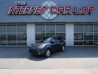 Used 2016 Kia Soul ! w/ Premium Package