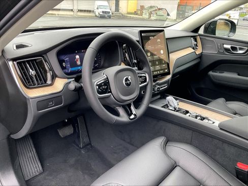 New 2026 Volvo XC60 B5 Ultra w/ Climate Package AWD/4WD image 8