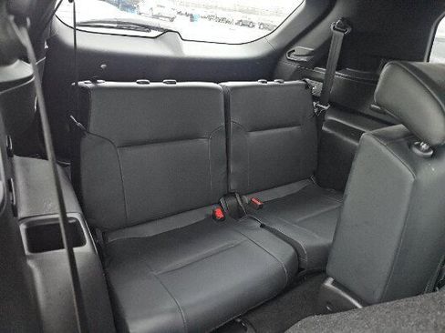 Used 2024 Mitsubishi Outlander SE image 16