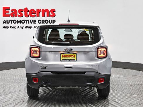 Used 2021 Jeep Renegade Sport AWD/4WD image 6