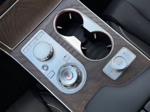 New 2025 Genesis GV80 3.5T Advanced image 26