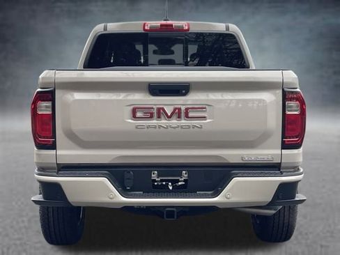 New 2026 GMC Canyon Elevation w/ Convenience Package image 22