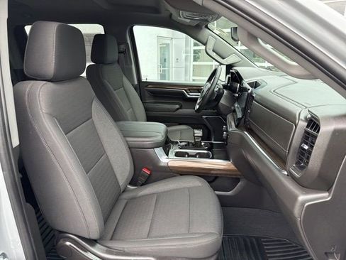 Certified 2024 Chevrolet Silverado 1500 RST image 17