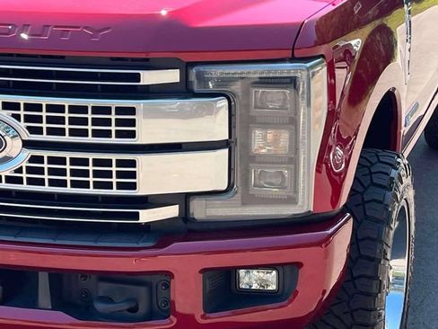 Used 2019 Ford F250 XLT w/ XLT Value Package AWD/4WD image 9