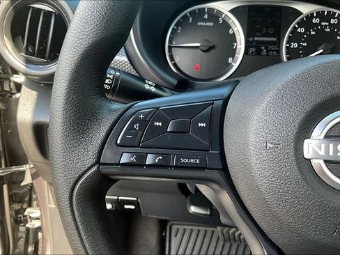 Used 2025 Nissan Kicks Play S FWD image 10