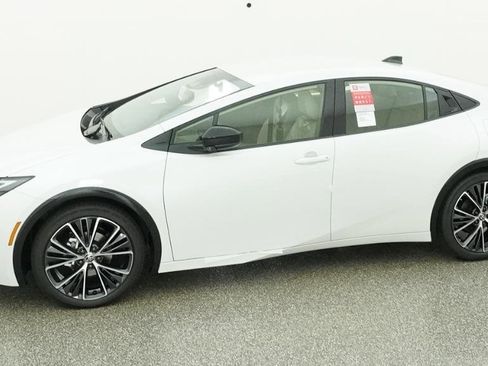 New 2026 Toyota Prius XLE FWD image 20