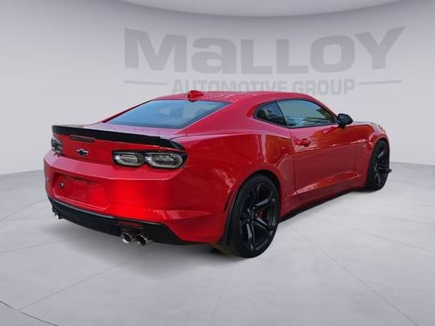 Used 2021 Chevrolet Camaro SS RWD image 5