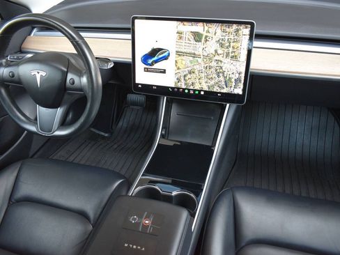 Used 2018 Tesla Model 3 Long Range AWD/4WD image 31