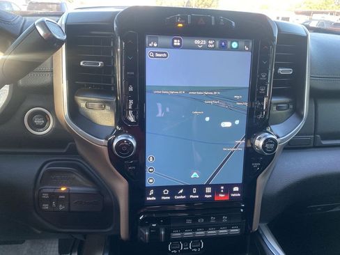 Used 2022 RAM 2500 Laramie w/ Safety Group B image 19