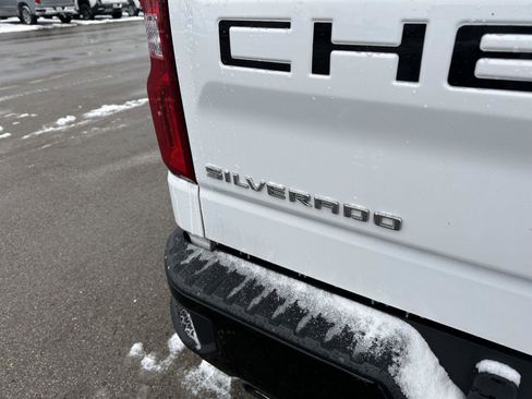 Used 2020 Chevrolet Silverado 1500 LT Trail Boss image 10