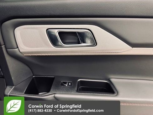 New 2026 Ford Explorer Active image 17