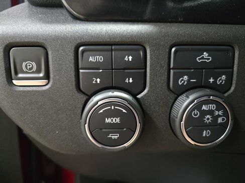Used 2023 Chevrolet Silverado 1500 RST AWD/4WD image 26
