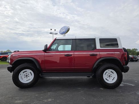 Used 2025 Ford Bronco Heritage Edition AWD/4WD image 16
