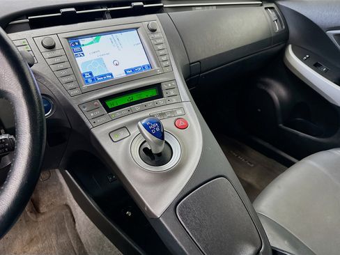 Used 2015 Toyota Prius Four image 26