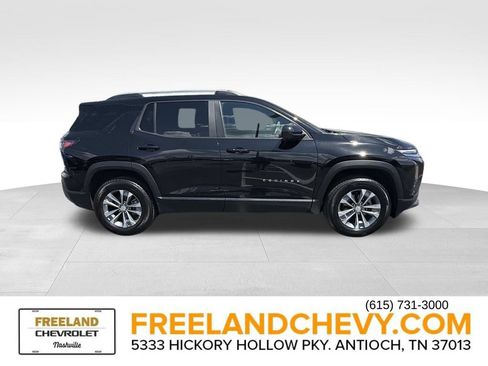 Used 2025 Chevrolet Equinox LT w/ Convenience Package II AWD/4WD image 2