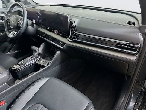 Certified 2025 Kia Sportage X-Pro AWD/4WD image 34